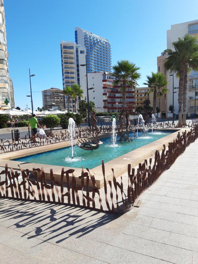 Ático con encanto, 50m de la playa, vista al mar, wifi fibra, gran terraza Calpe Esterno foto