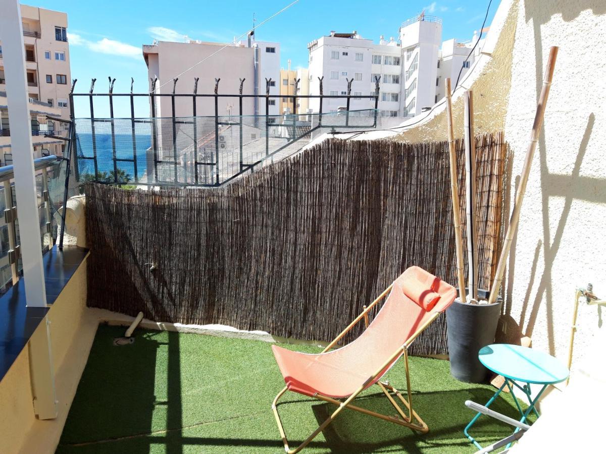 Ático con encanto, 50m de la playa, vista al mar, wifi fibra, gran terraza Calpe Esterno foto
